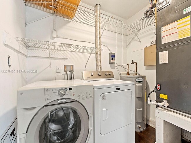 Building Photo - 16321 SW 96th Ave
