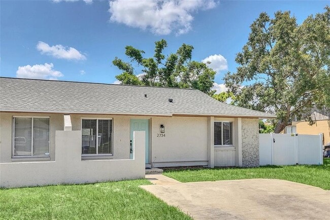 Building Photo - 2734 Coral Reef Dr