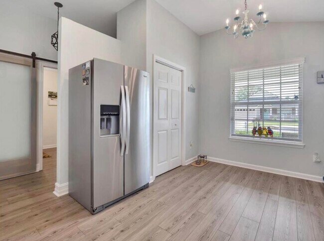 Building Photo - 9405 Windam Way