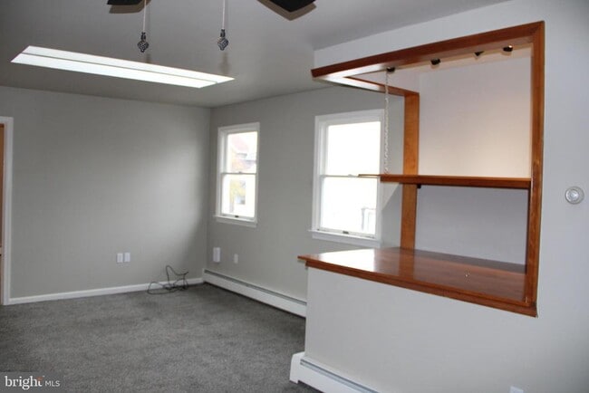 Building Photo - 130 N Mill St