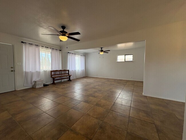 Building Photo - HOME FOR RENT IN NORTHEAST EL PASO