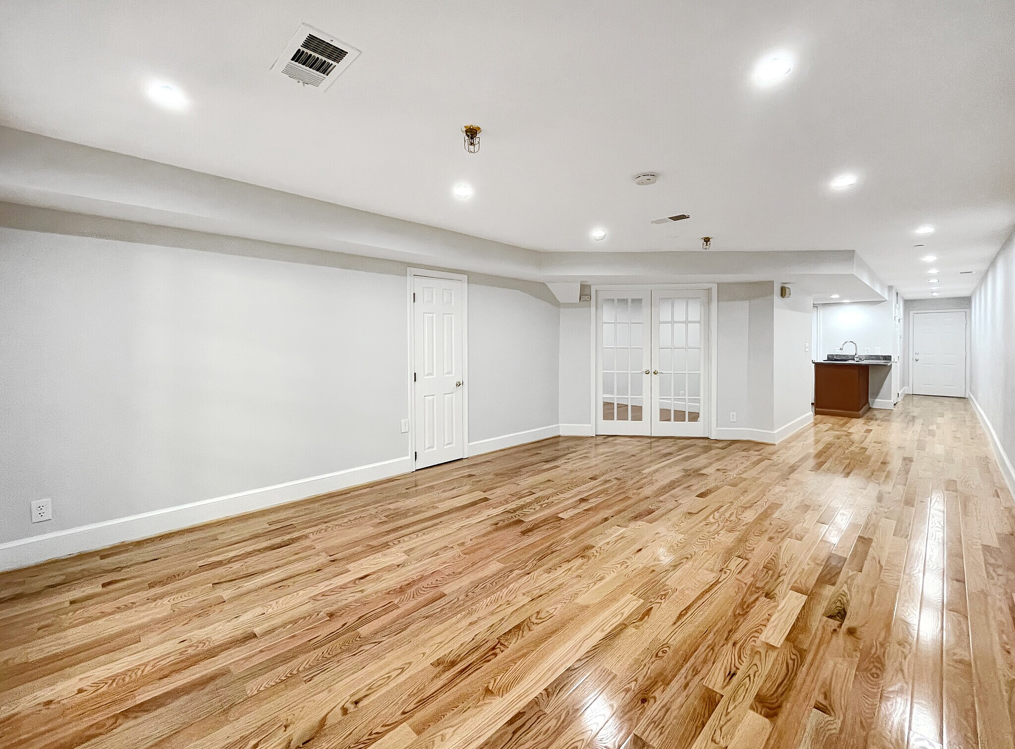 Building Photo - 1527 16th Street NW