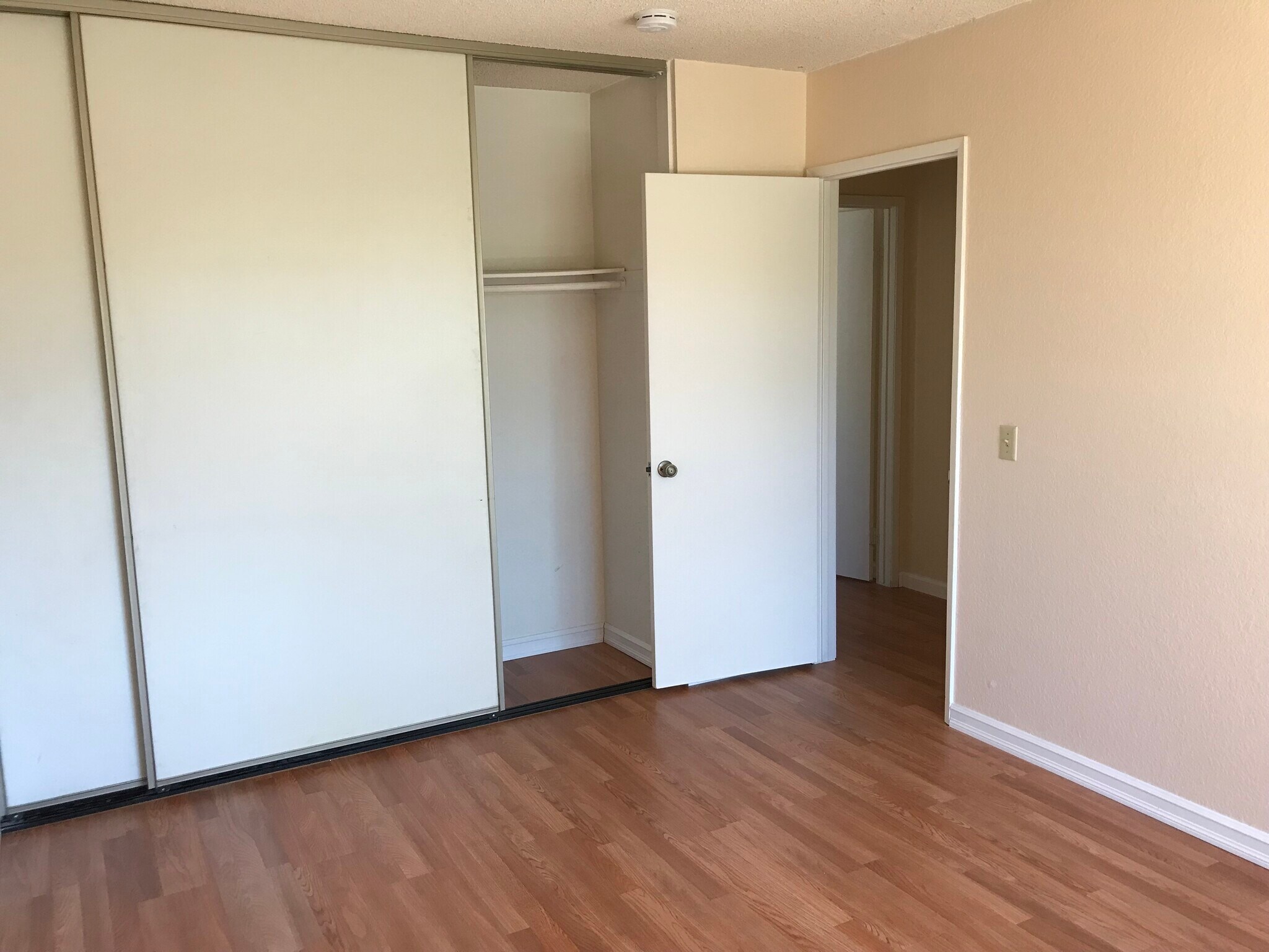 Building Photo - 24312 Dunlavy Ct