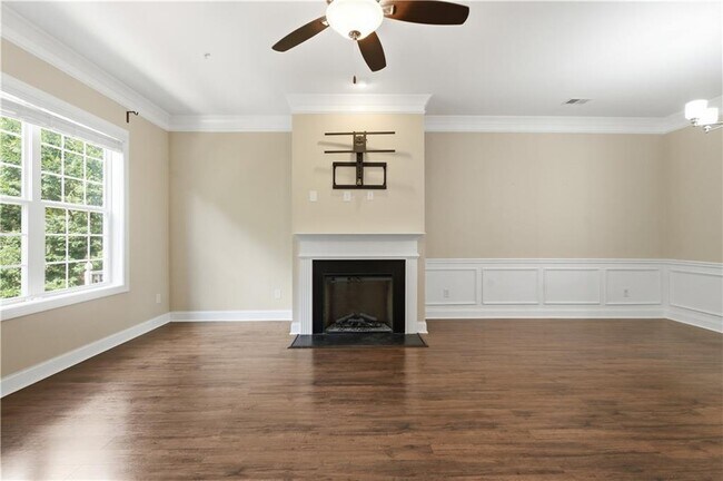 Building Photo - 2270 Tenor Ln
