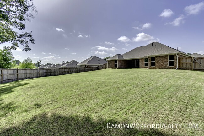 Building Photo - 538 Patrick Farms Dr