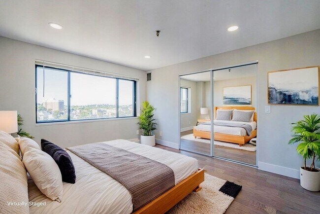 Building Photo - 376 Ocean Ave