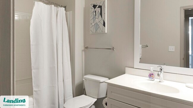 Building Photo - 900 E Six Forks Rd