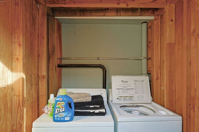 Building Photo - 5461-65 Imperial Ave