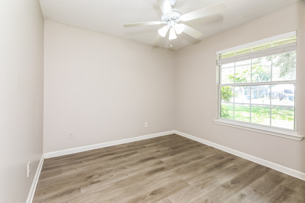 Building Photo - 416 S 13th Terrace