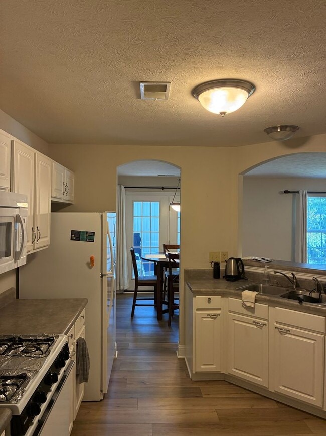 Building Photo - 2097 W Arbor Ridge Way