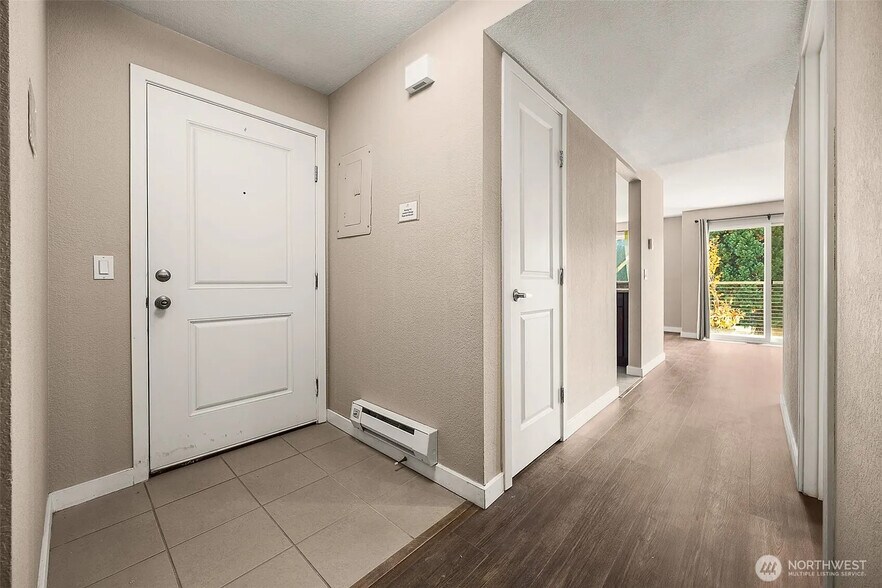 Building Photo - 1311 12th Ave S