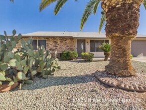 Building Photo - 17615 N Whispering Oaks Dr