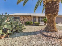 Building Photo - 17615 N Whispering Oaks Dr