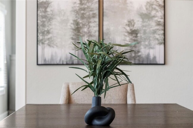 Building Photo - 5307 S Bellview Rd