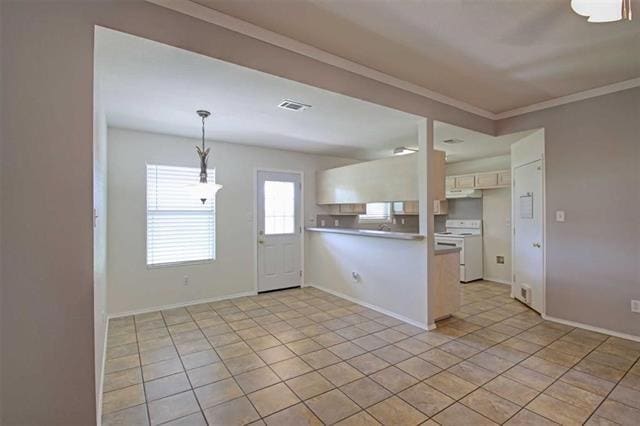 Building Photo - 1103 Lynnwood Dr