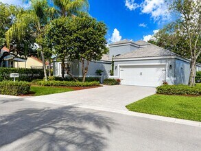 Building Photo - 2019 Cove Ln