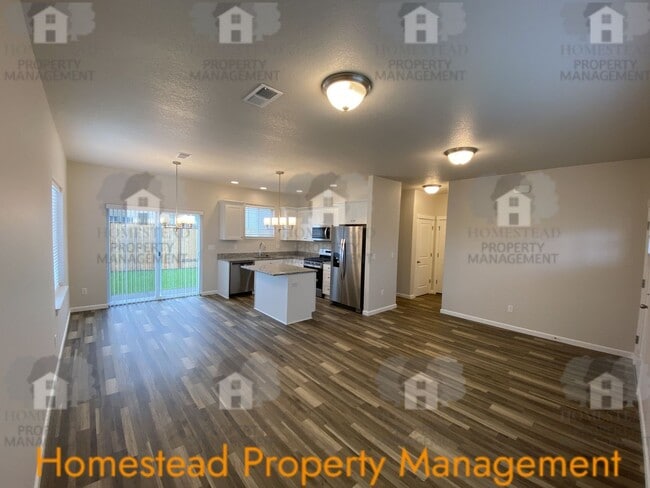 Building Photo - Welcome to your new home!