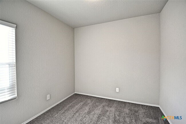 Building Photo - 3416 Canyon Ridge