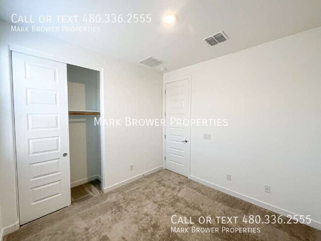 Building Photo - 4439 N 94th Dr