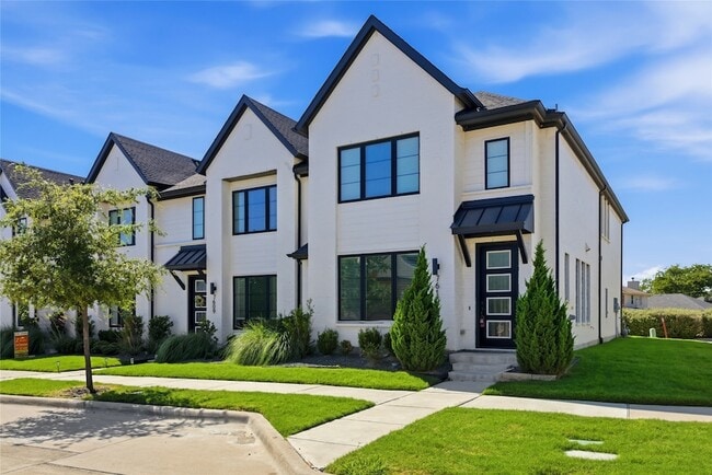 Building Photo - 7613 Reis Ln