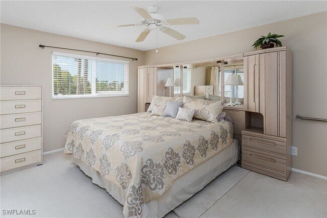 Building Photo - 4912 Tamiami Trl E