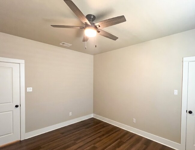 Building Photo - AVAILABLE NOW; APPLY TODAY ON OUR WEBSITE!!!