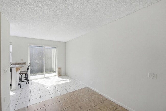 Building Photo - 1239 Sussex St