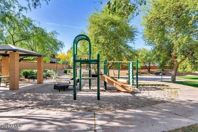 Building Photo - 20729 N 37th Way