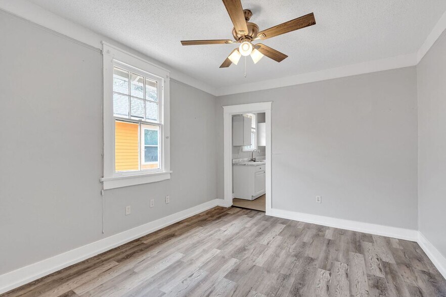 Building Photo - 1720 Independence St