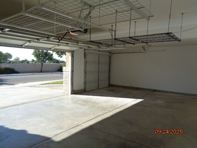 Building Photo - Spacious Quartz Hill 2 Story Home Offering 3663 sq. ft. and was Built in 2004