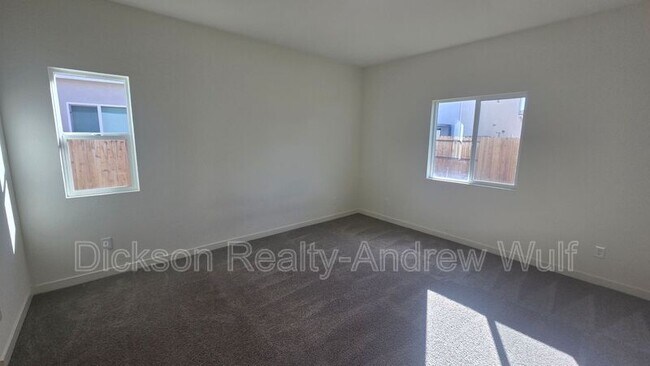 Building Photo - 7571 Grassy Plns Dr