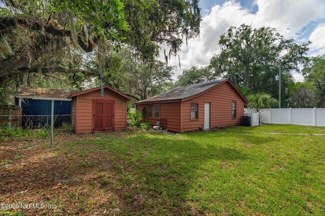 Building Photo - 1406 Palmer Terrace