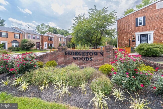 Building Photo - 6558 Gildar St