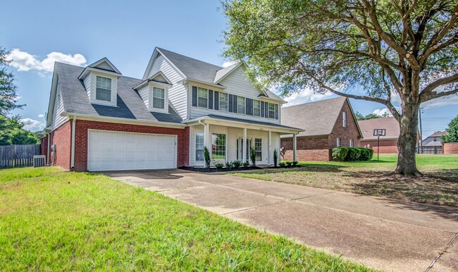 Building Photo - 9461 Hickory Dr