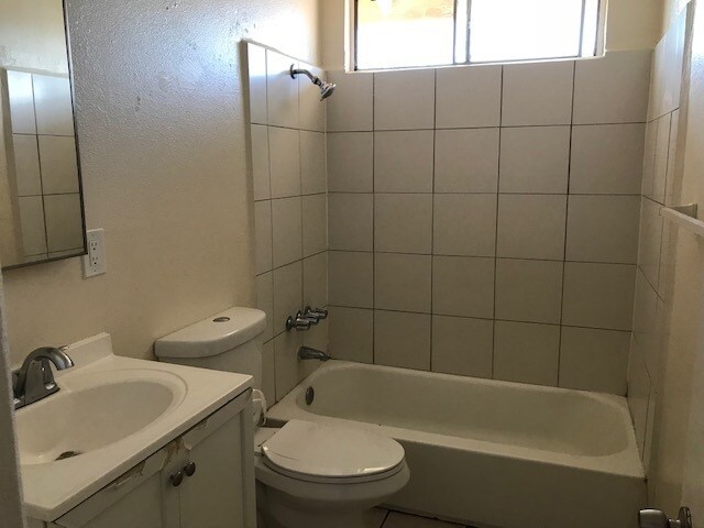 Building Photo - Franklin Terrace Apartments