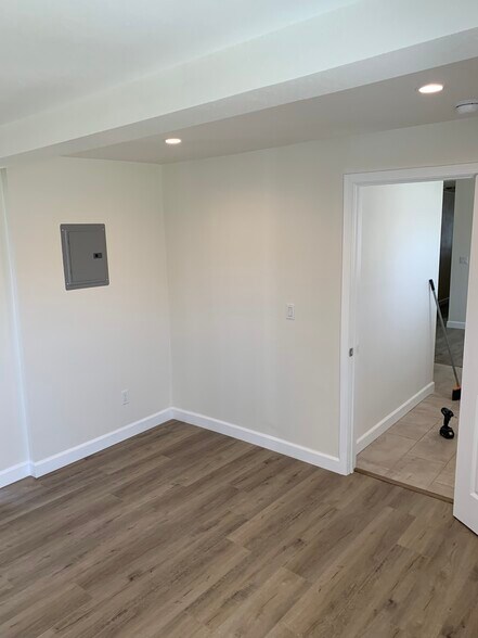 Building Photo - 8765 S San Pedro St