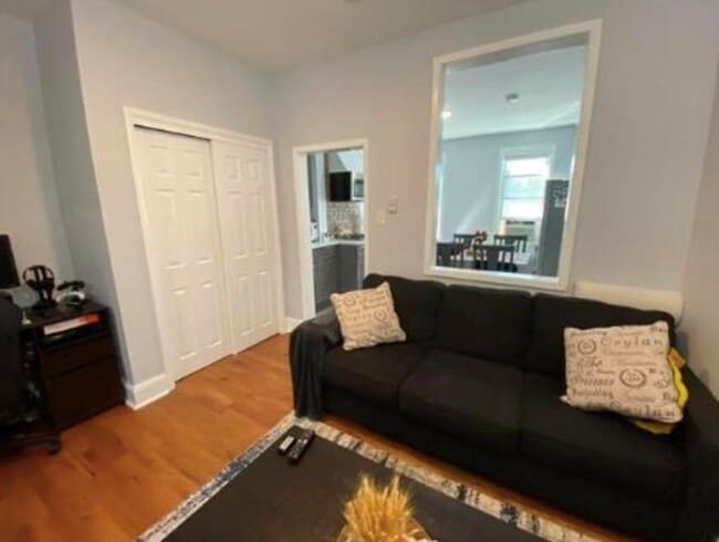 Building Photo - 227 Brunswick St