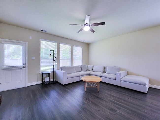 Building Photo - 3430 Hughes Mdw Wy