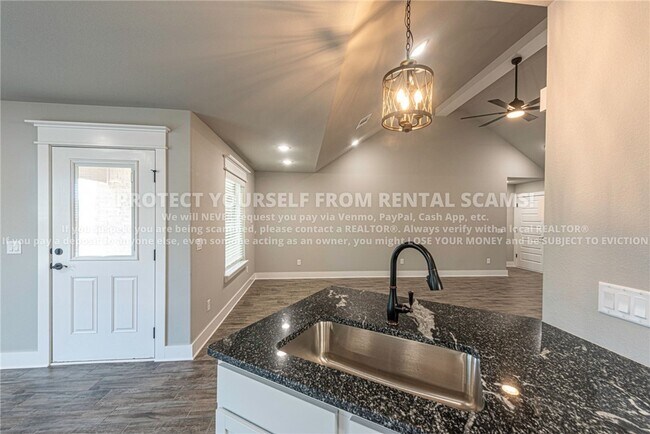 Building Photo - 45 W Pitts St