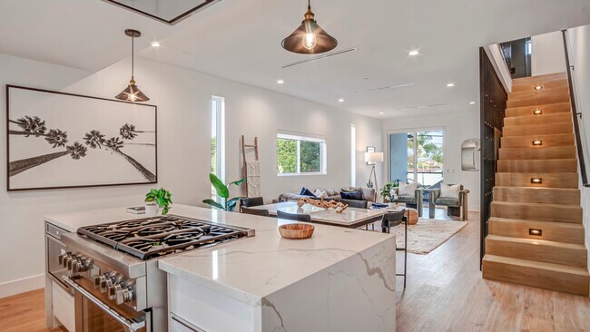 Building Photo - 3154 Curts Ave