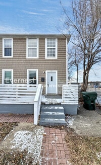 Building Photo - 37 S Yale Ave