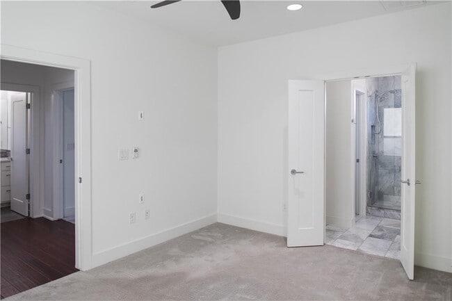 Building Photo - 3415 Dalton St