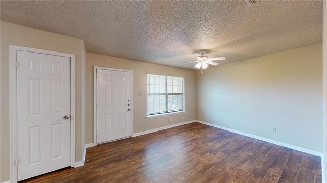 Building Photo - 214 Renfro St