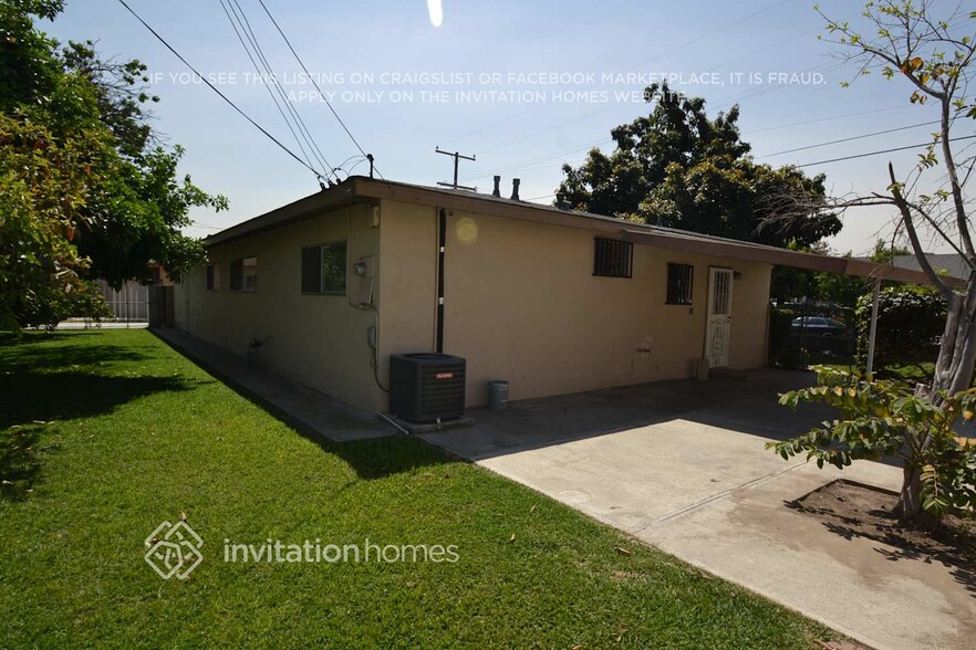 Building Photo - 12351 Poinsettia Ave