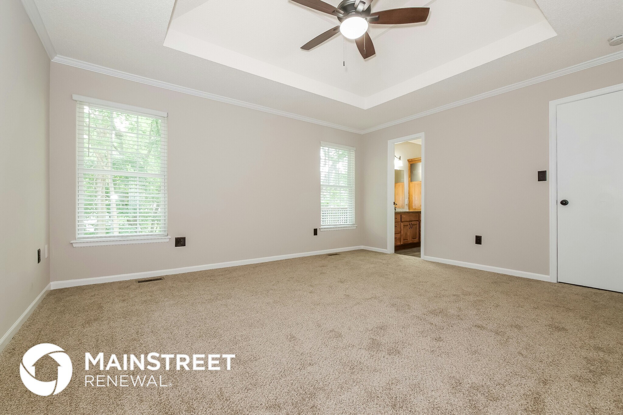 Building Photo - 1500 NE Whitestone Dr