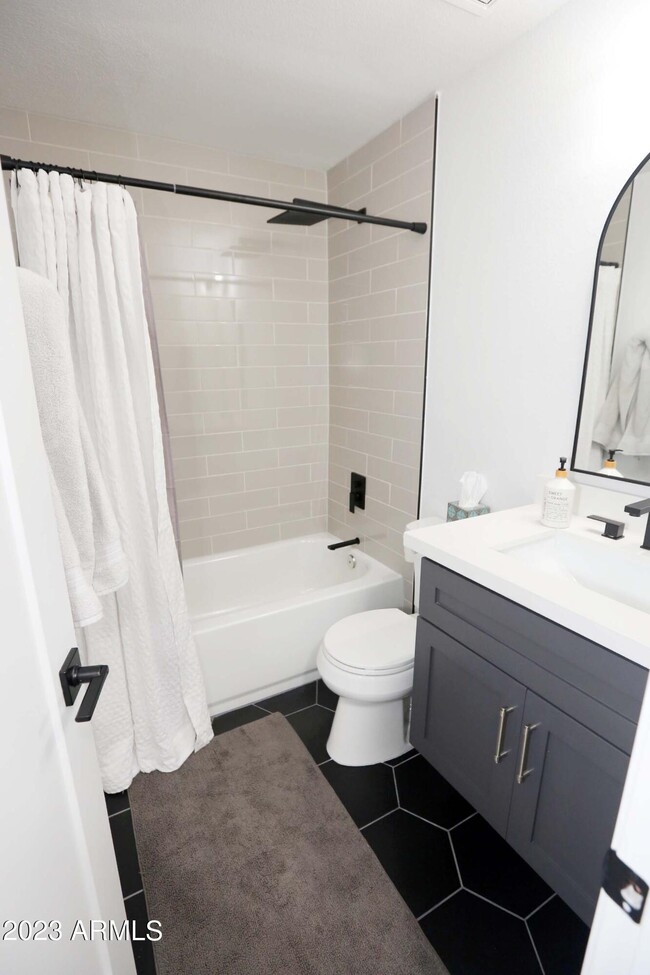 Building Photo - 11333 N 92nd St