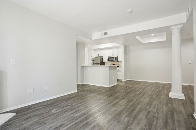 Interior Photo - 1865 North Fuller Ave