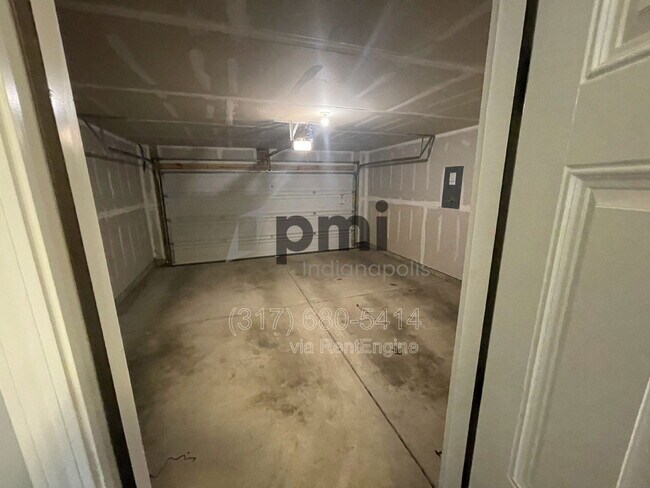 Building Photo - 2948 W New York St