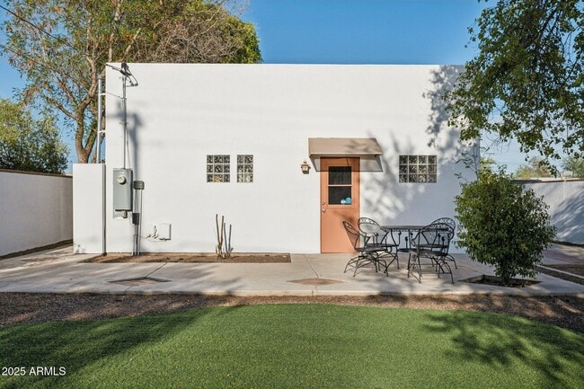 Building Photo - 2012 N 23rd St