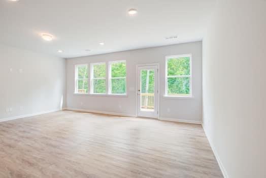 Building Photo - 297 Whitetail Cir